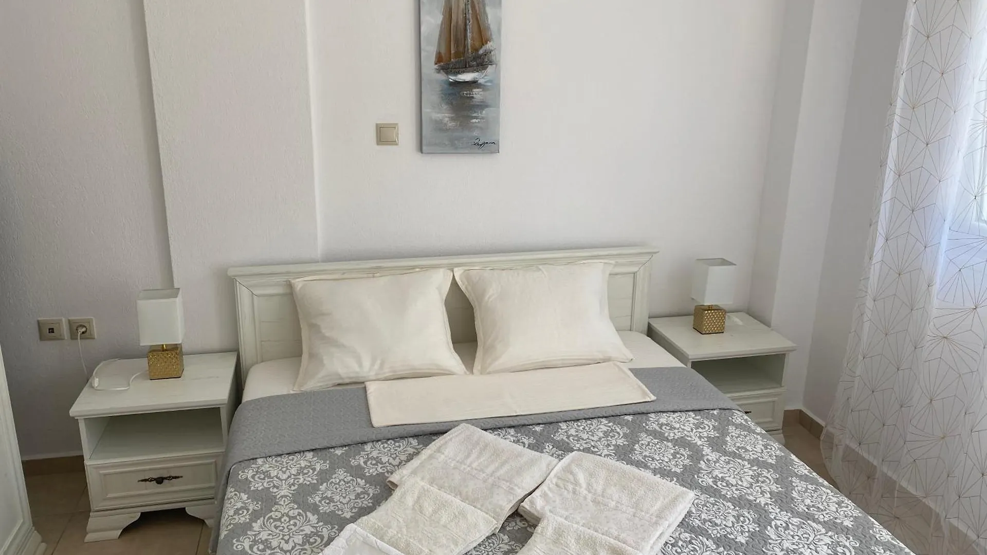 Апартаменты Lili House In Nikiti 150M From The Beach Греция