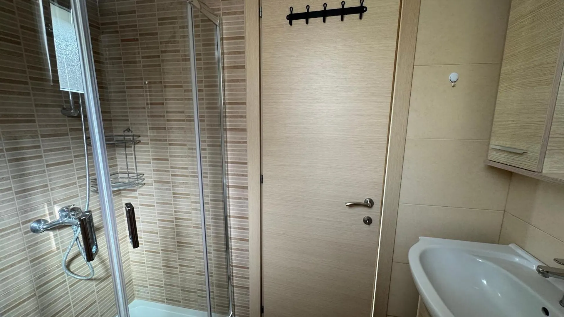 Апартаменты Lili House In Nikiti 150M From The Beach