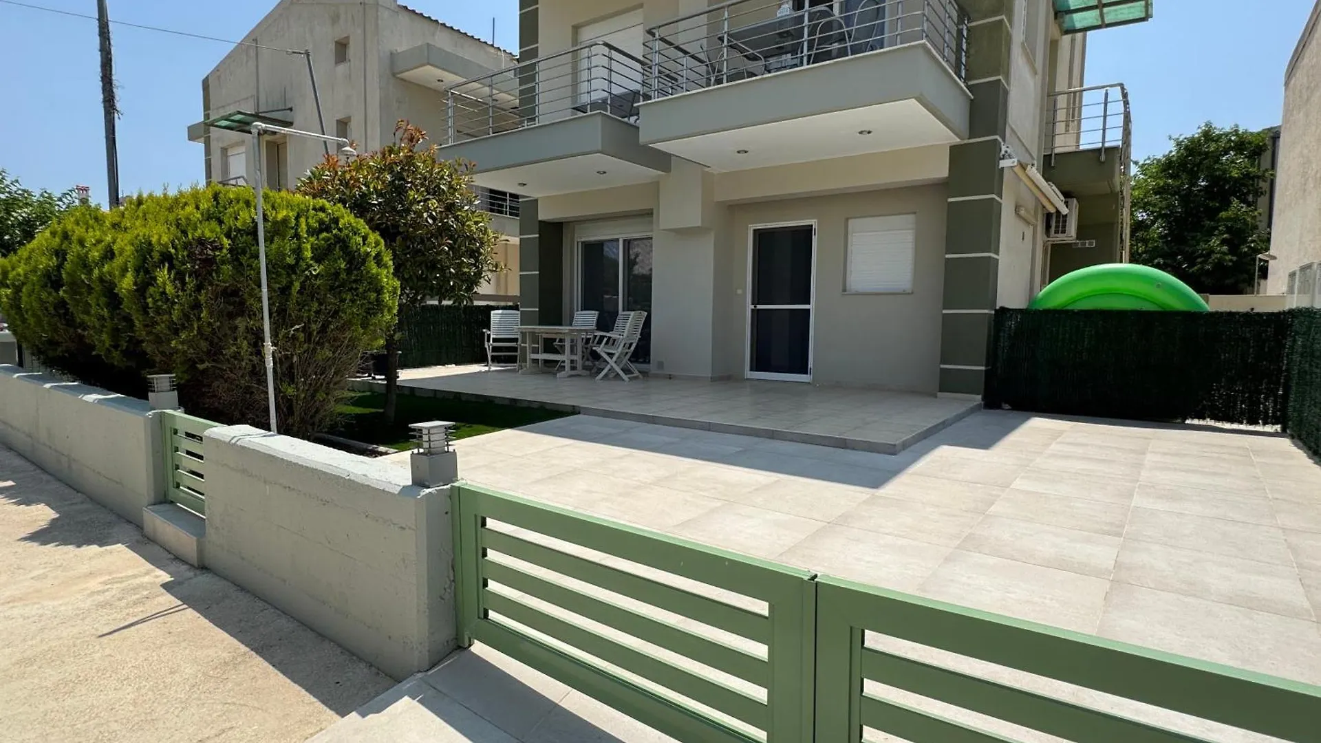 Lili House In Nikiti 150M From The Beach